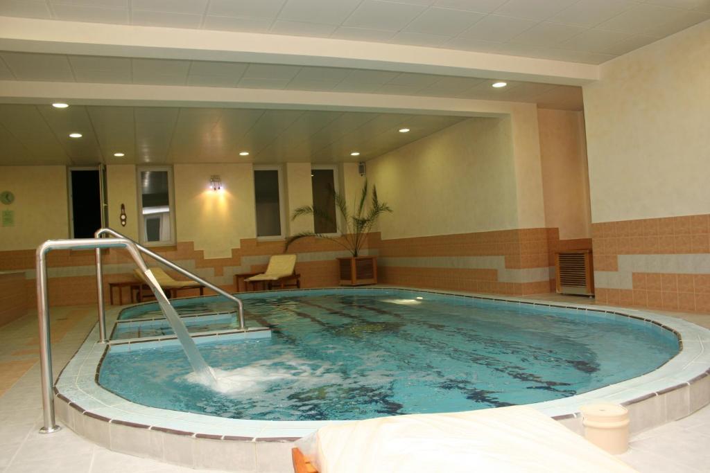 Hotel Prezident Палич Экстерьер фото