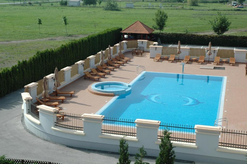 Hotel Prezident Палич Экстерьер фото